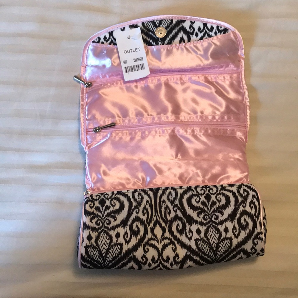 makeup holder - Picture 2 of 2